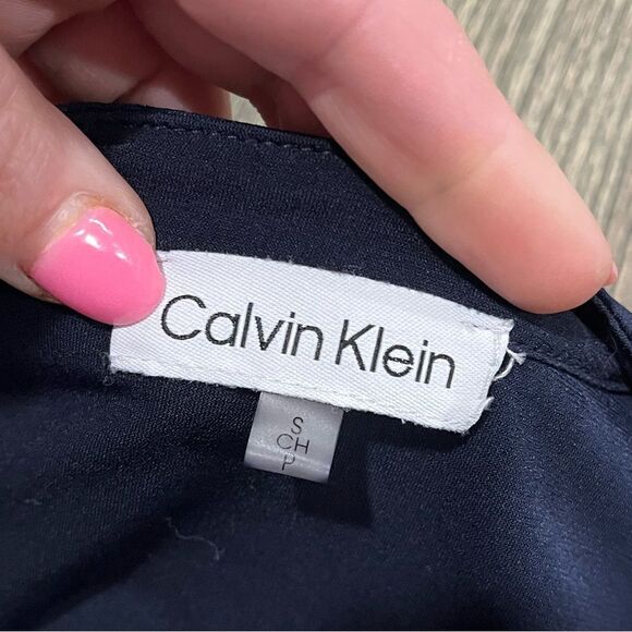 Calvin Klein Lace-Up Neck Blouse Top 3/4 Sleeve Pullover Stretch Navy Blue Small - Picture 2 of 4